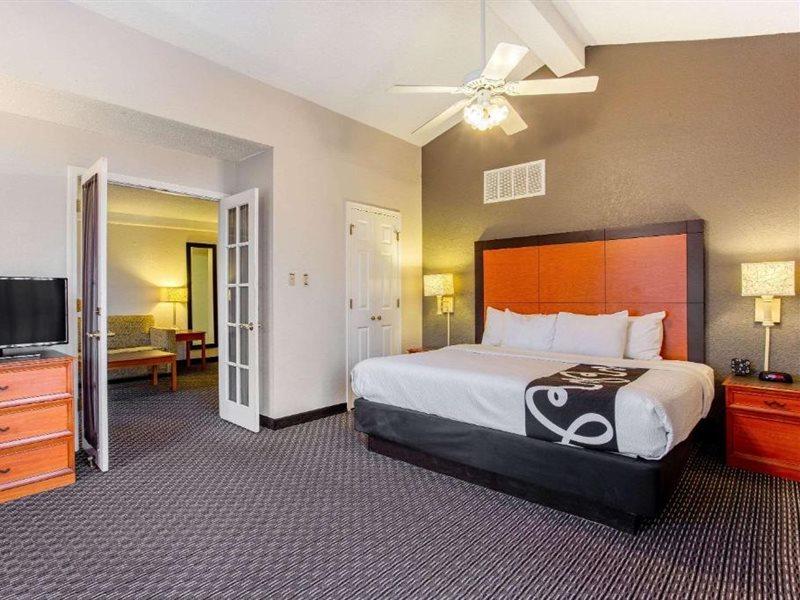 La Quinta Inn By Wyndham Champaign Eksteriør bilde