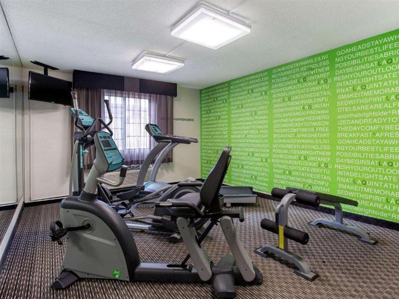 La Quinta Inn By Wyndham Champaign Eksteriør bilde