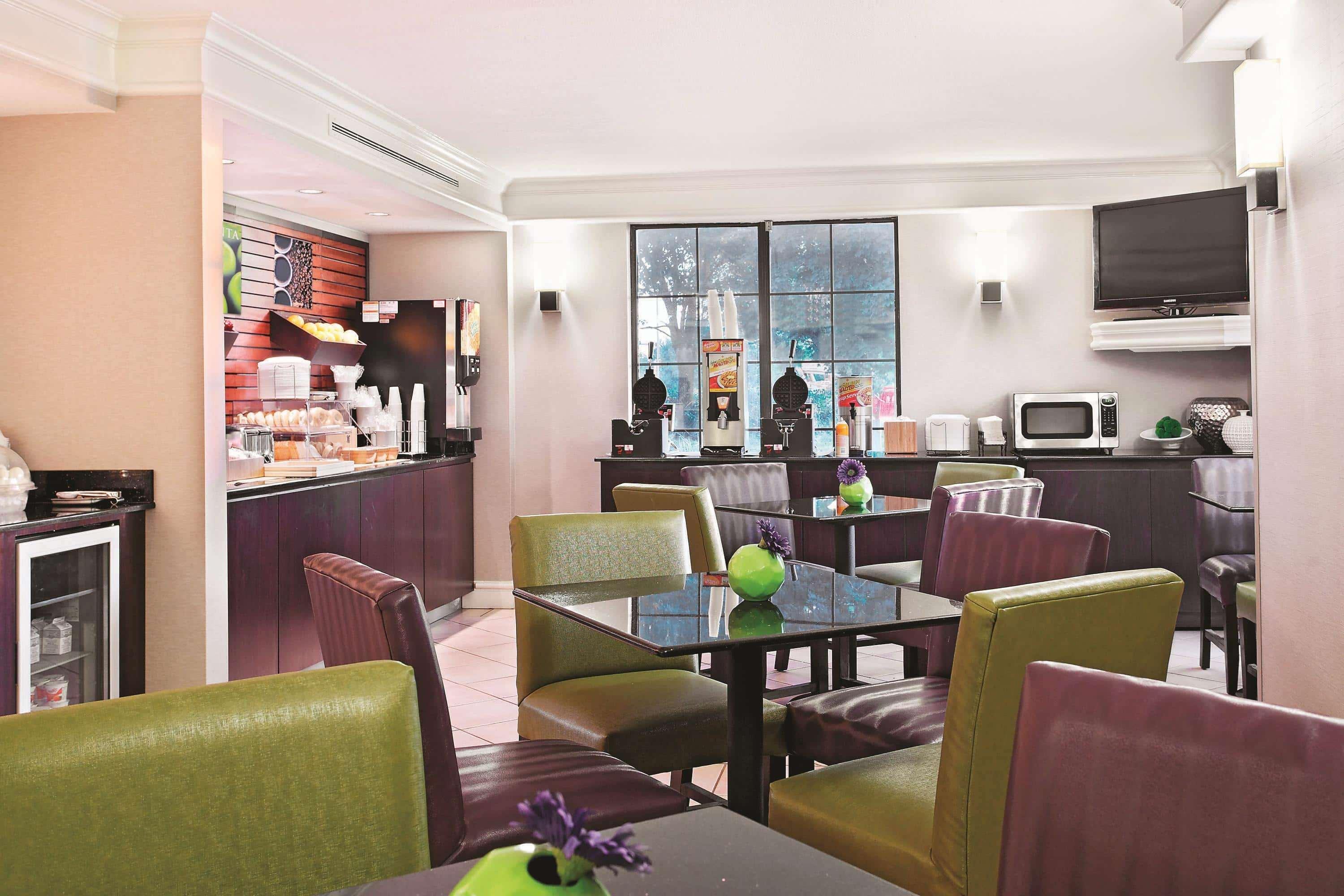 La Quinta Inn By Wyndham Champaign Eksteriør bilde