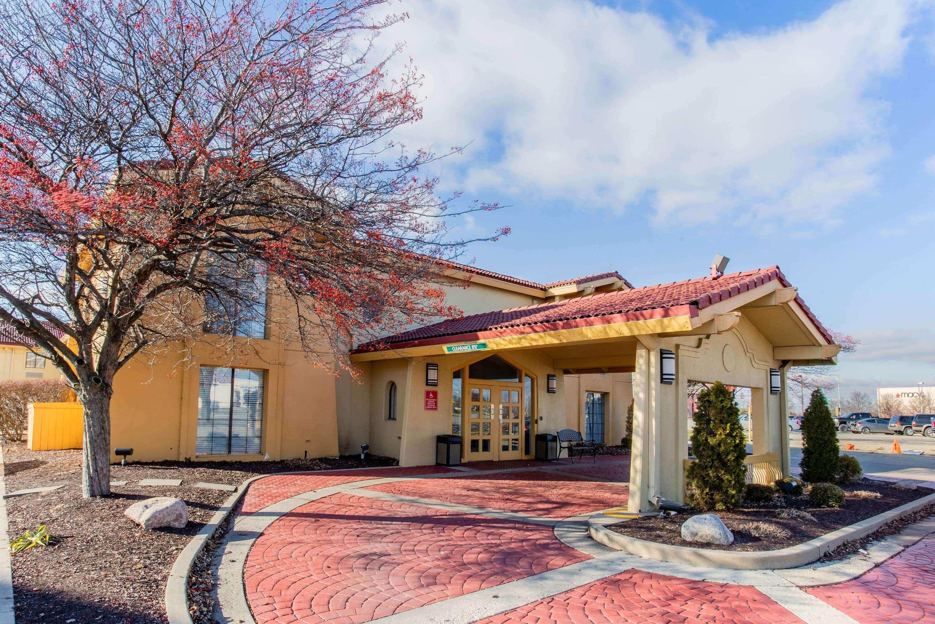 La Quinta Inn By Wyndham Champaign Eksteriør bilde