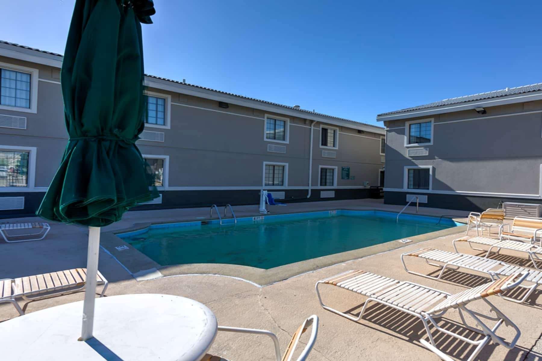 La Quinta Inn By Wyndham Champaign Eksteriør bilde